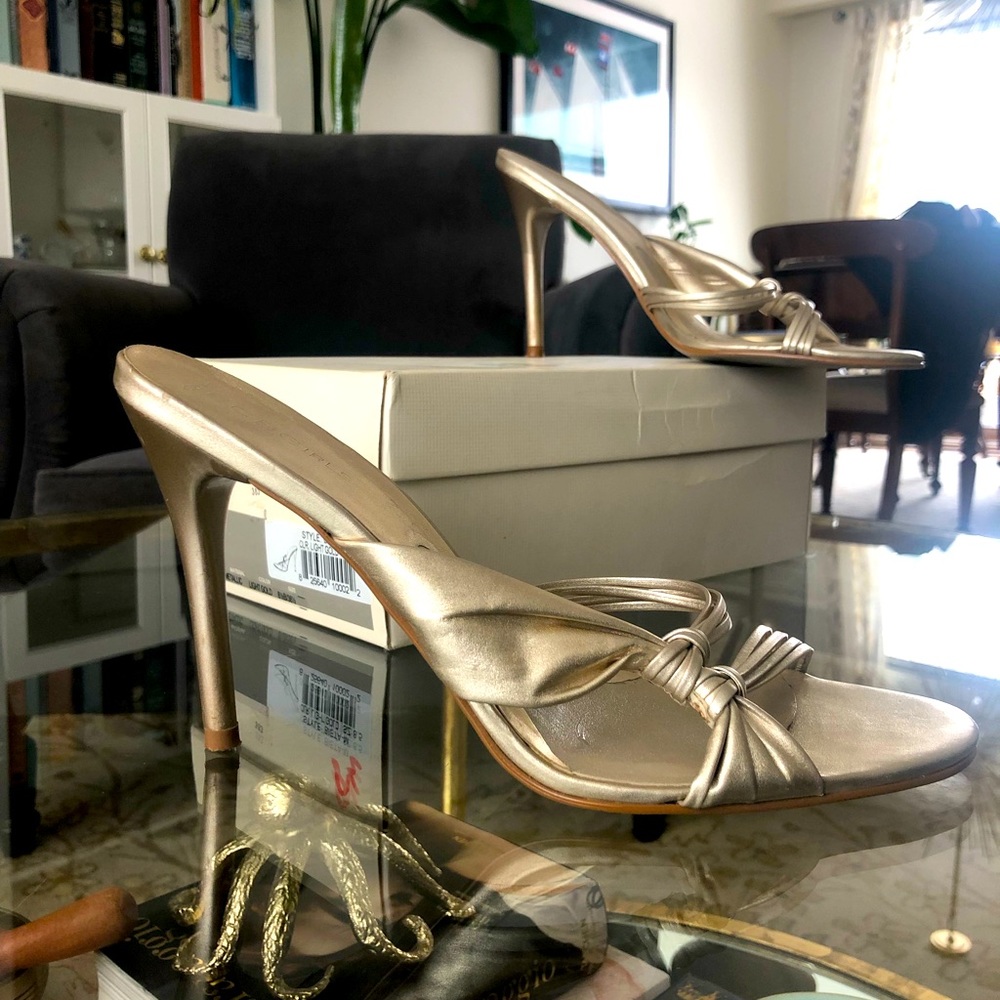 BCBG Gold Heels 8.5